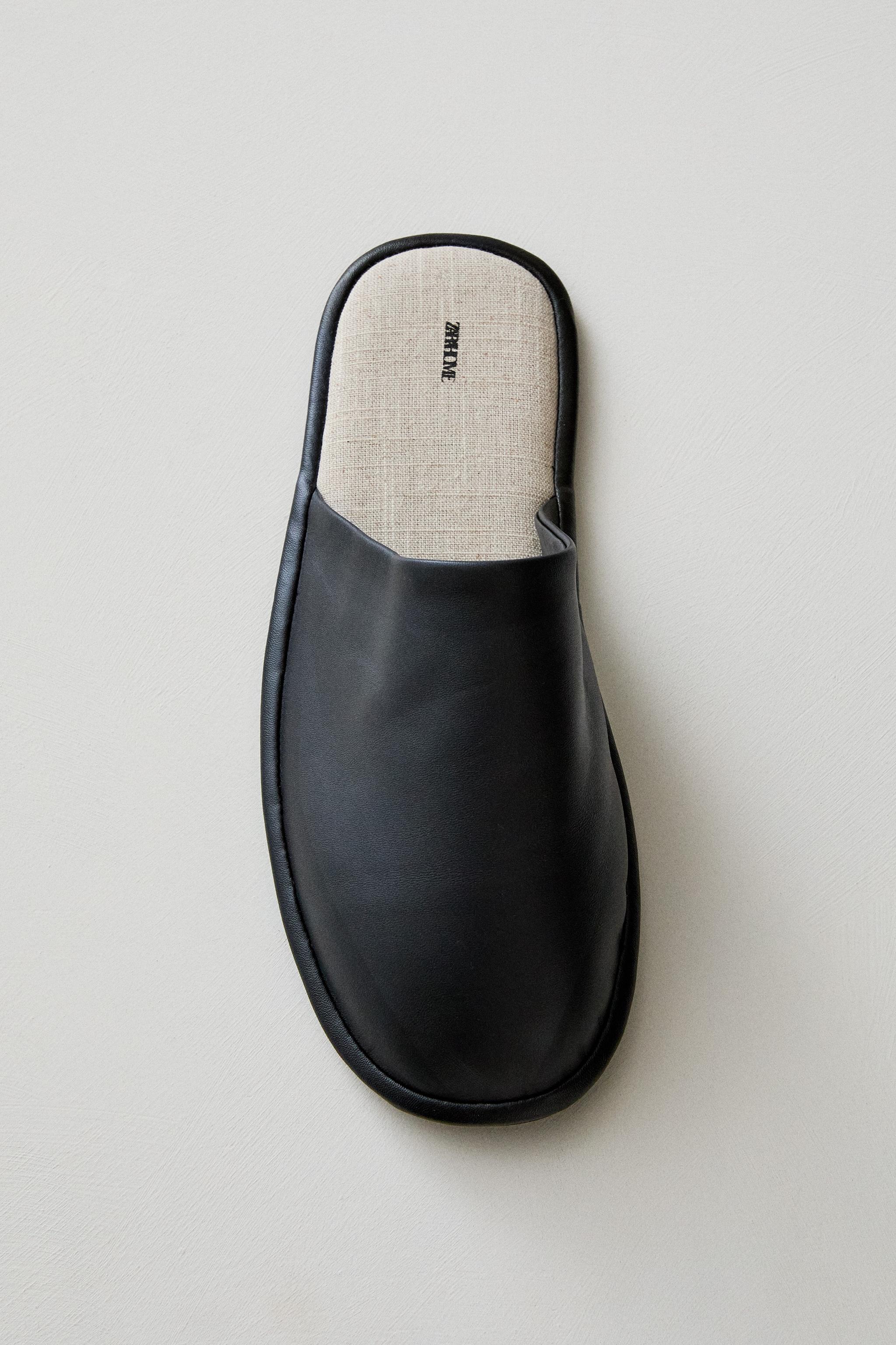 CONTRAST LEATHER SLIPPERS